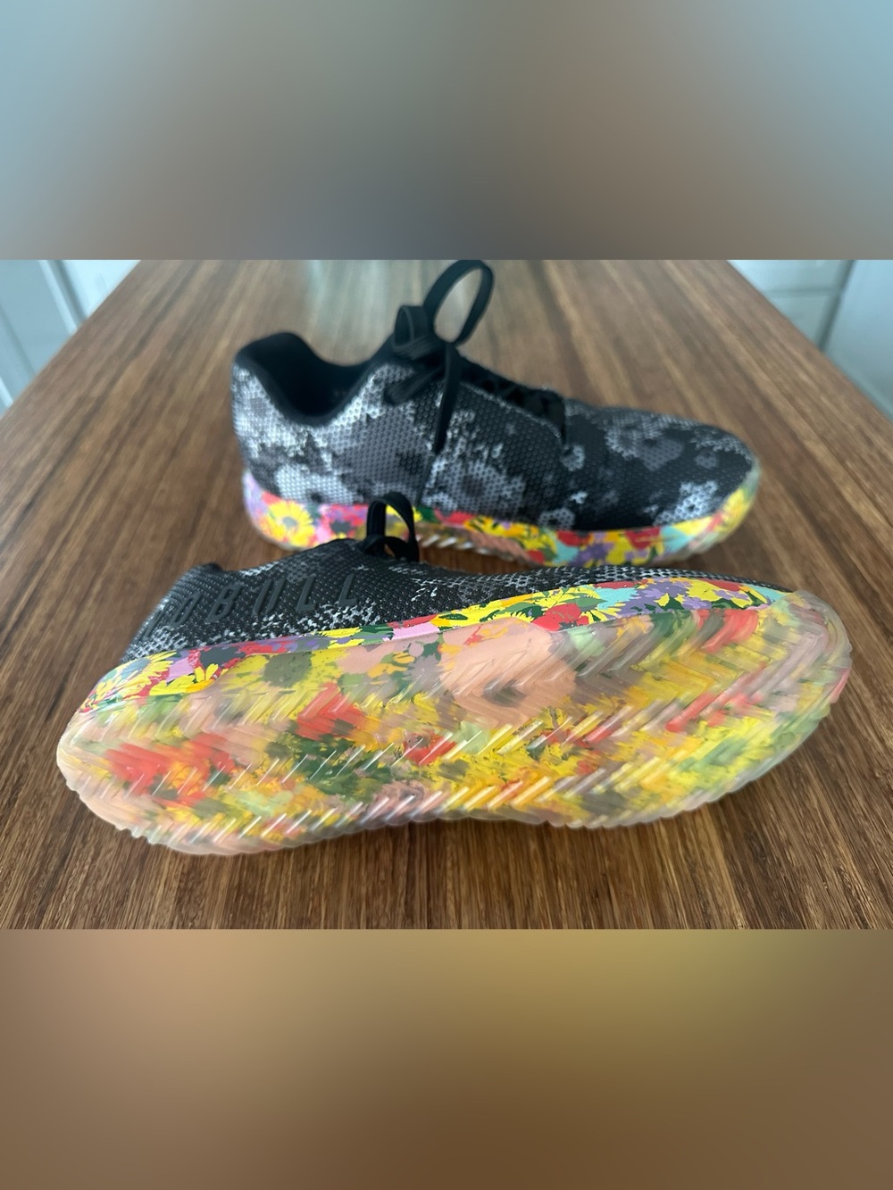 NOBULL Floral Trainer Shoes with 2 additional shoe laces included - Picture 7 of 16